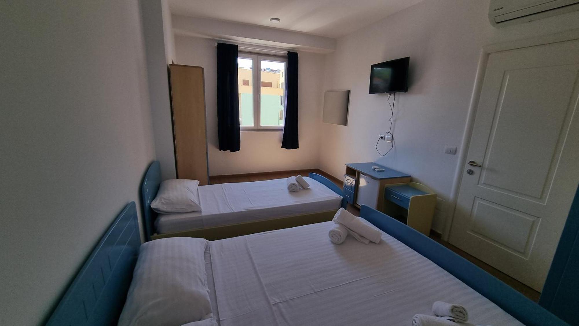 Blue Amr Hotel Škalngur Kültér fotó