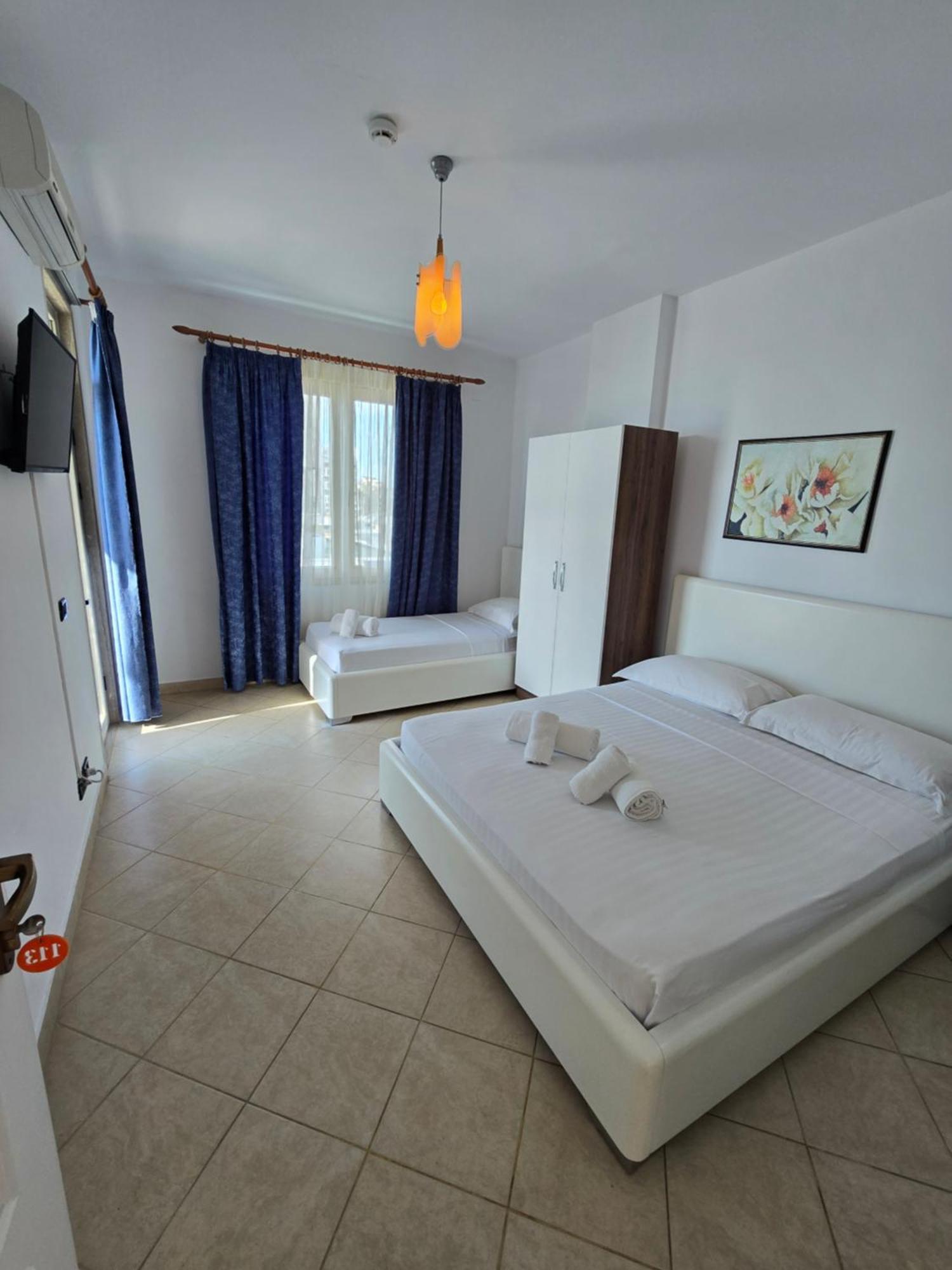 Blue Amr Hotel Škalngur Kültér fotó