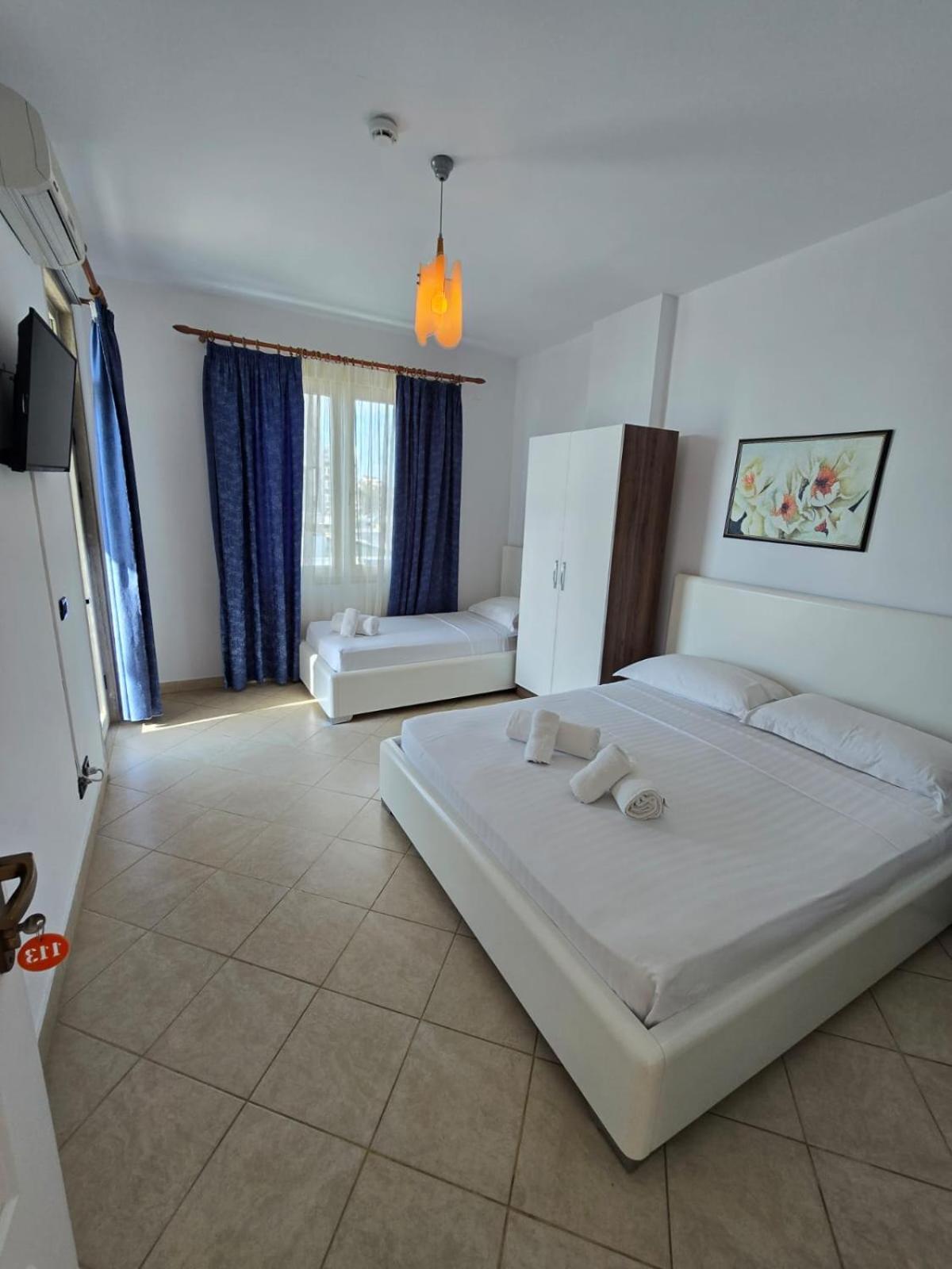 Blue Amr Hotel Škalngur Kültér fotó
